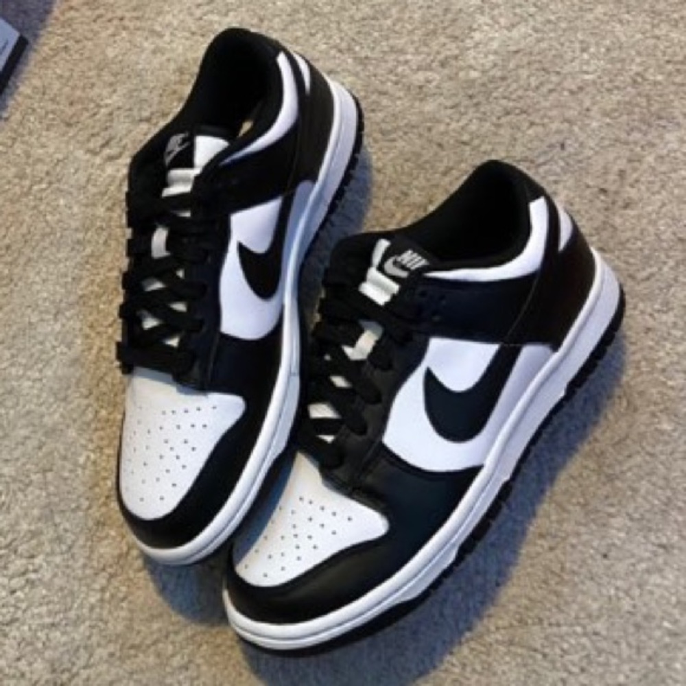 Nike Dunk Lows Retro Black/White